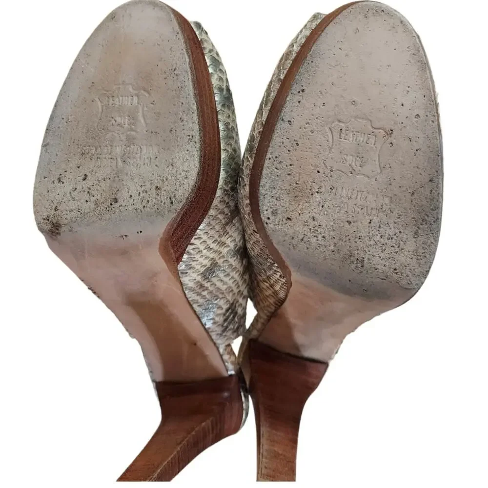 Stuart Weitzman Snakeskin Peep Toe Slingback Wood Platform 5" Pump Heels Sz 7.5 - Picture 9 of 10